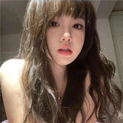 跪毯旁的眼泪